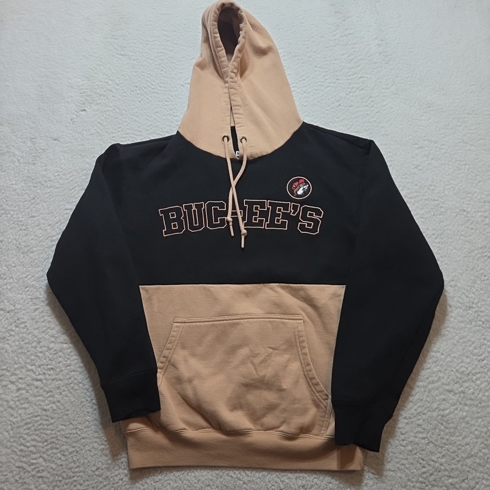 Buc ee's Black Tan Color Block Hoodie Hooded Sweatshirt Buc-ees Logo Size Medium